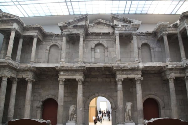Pergamonmuseum by null