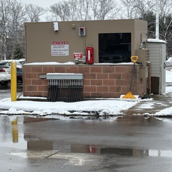 Costco Gasoline - Attendant building - Gas Stations Near Me - Avon, Ohio Costco Gasoline - Attendant building - Gas Stations Near Me - Avon, Ohio
