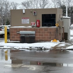 Costco Gasoline - Attendant building