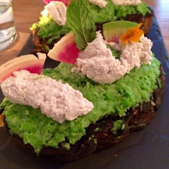 Double Zero - Spring pea bruschetta-beautifully presented but ZERO taste - Pizza Near Me - New York, New York Double Zero - Spring pea bruschetta-beautifully presented but ZERO taste - Pizza Near Me - New York, New York