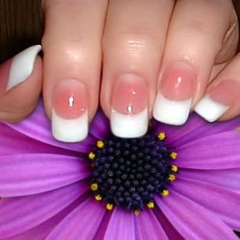 Amy Nails Design - it still looks very clean :) I took this pic. a few days after - Nail Salons Near Me - Beverly Hills, California