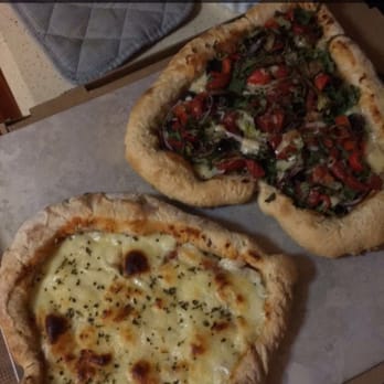 Last Dragon Pizza - The Glo and Daddy Greens. Insanely delicious!! - Pizza Near Me Last Dragon Pizza - The Glo and Daddy Greens. Insanely delicious!! - Pizza Near Me