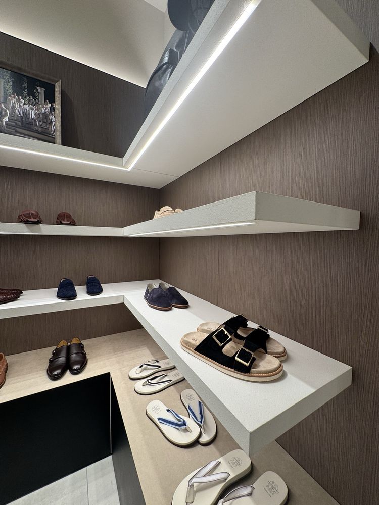 Hotels Near Fashion Outlet Mall Rosemont Il 2026.BRUNELLO CUCINELLI - Updated January 2026 - 10 Photos - 5220 Fashion ...