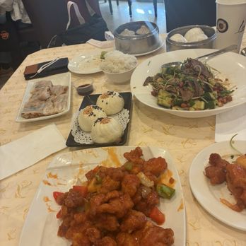 Lunasia Dimsum House - Dim Sum Near Me - Alhambra, California Lunasia Dimsum House - Dim Sum Near Me - Alhambra, California