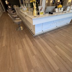 Drybar Encinitas - Front area