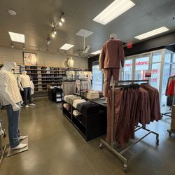 H&M