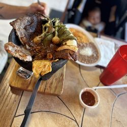 Gonzalez's Restaurant - El mocajete!
