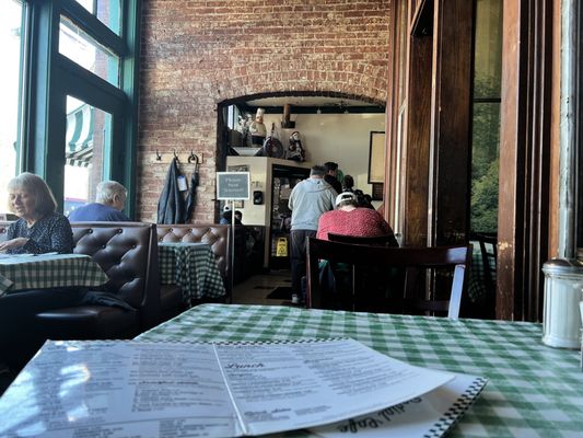 Lisa's Radial Cafe by null