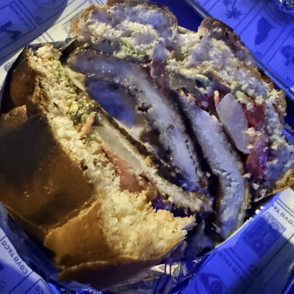 Coyo Taco - POLLO MILANESA TORTA - Mexican Near Me - Miami, Florida Coyo Taco - POLLO MILANESA TORTA - Mexican Near Me - Miami, Florida