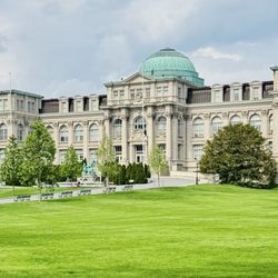 New York Botanical Garden - LuEsther T. Mertz Library