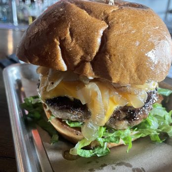 Brett’s BBQ Shop - THE 9-NAPKIN OMG BRISKET BURGER - Barbeque Near Me - Katy, Texas