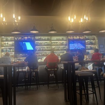 Sea Level NC - Bar area - Seafood Near Me - Charlotte, North Carolina