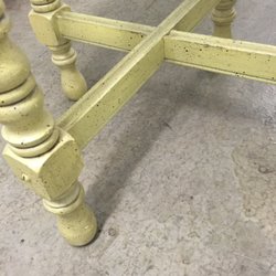 Pier & Co Llc Liquidators-Appraisers - Craftsmanship of antique table.