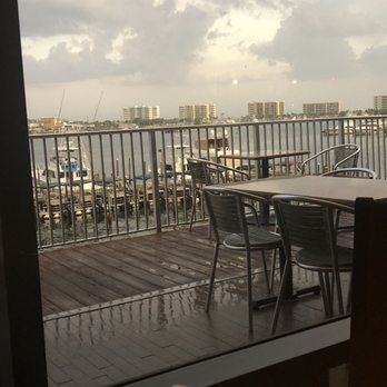 Marina Cafe - Seafood Near Me - Destin, Florida