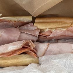 Uptowne Deli - Deluxe Italian