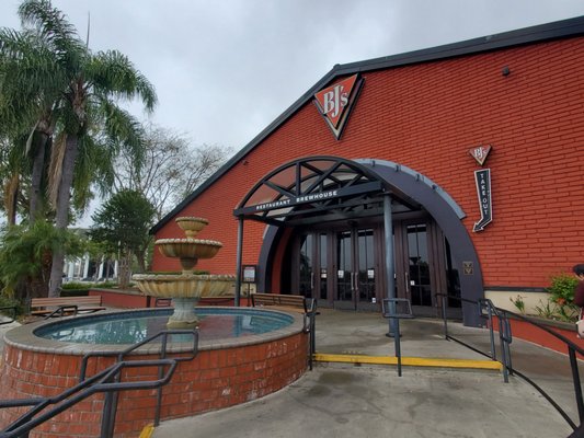 BJ's Restaurant & Brewhouse by null