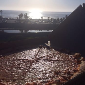 Hammer's NY Pizza - Picked up a pie to go and enjoyed it with this view in Cardiff - Pizza Near Me - Encinitas, California