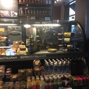 Starbucks - Whohoo beer and wine at Starbucks, I wanna move to Chicago! - Coffee & Tea Near Me - Chicago, Illinois