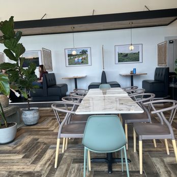 Cooper's Coffee + Eatery - Dining area - Cafes Near Me - Nelson, Missouri