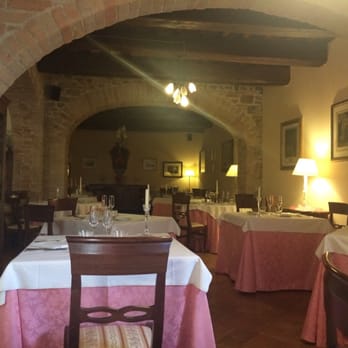 Ristorante I Rodella - Inside dining area. - Italian Near Me - Deruta, PG Ristorante I Rodella - Inside dining area. - Italian Near Me - Deruta, PG