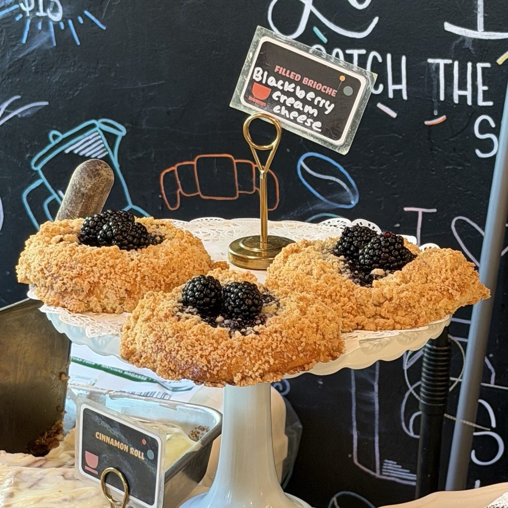 Le Buzz Caffe - Coffee & Tea Near Me - Tucson, Arizona