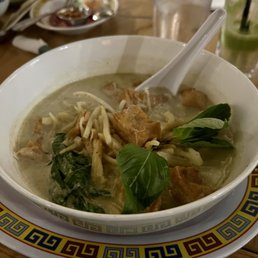 Green Curry Noodles