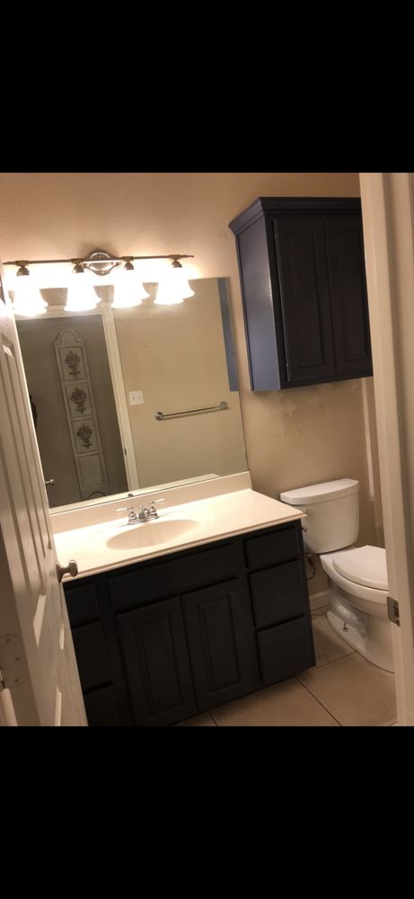 Slide of J's Custom Works