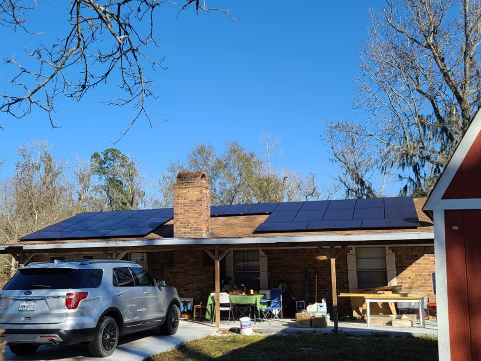 Slide of Travis the Solar Expert