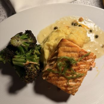 Castaway Burbank - Seared Salmon - Dine LA - Bars Near Me - Burbank, California Castaway Burbank - Seared Salmon - Dine LA - Bars Near Me - Burbank, California