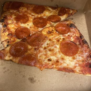 Vinny's Pizza - Pepperoni pizza - Pizza Near Me - El Segundo, California