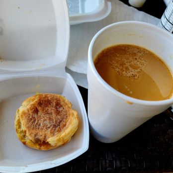 Grumpy's Restaurant - Coffee and a tiny English muffin - Breakfast & Brunch Near Me - Neptune Beach, Florida