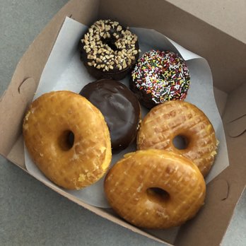 Friendly Donut House - Delicious and giant yeast raised donuts! - Donuts Near Me - Henderson, Nevada