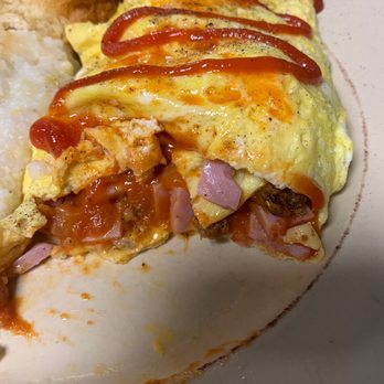Tropical Palm Restaurant - Inside the Western Omelette - Burgers Near Me - Crestview, Florida