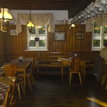 Zum Paul - German Near Me - Mainleus, BY