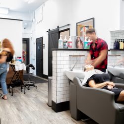 Bloom Salon