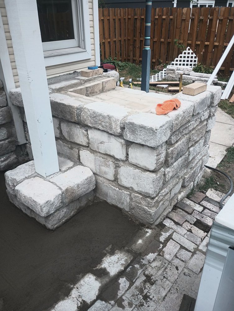 Slide of Dayton Strong Construction