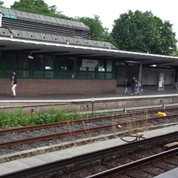 S-Bahnhof Ohlsdorf - Bahnsteig der U 1