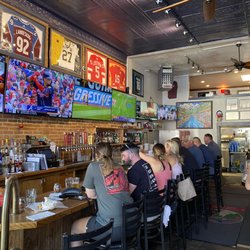 Brown Dog Pizza - Inside