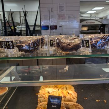 Boulangerie Ange - Bakeries Near Me - Laval, Quebec