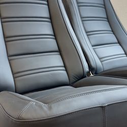 Straightline Upholstery - Classic Corvette seats brought back to life with custom-made covers!
