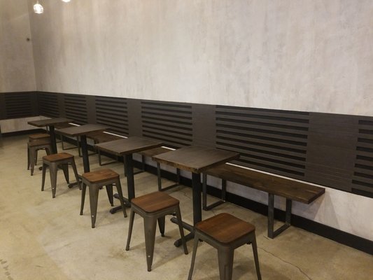 Standing Egg by null