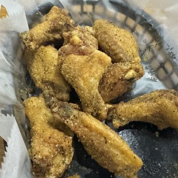 J.R. Crickets McDonough - Lemon Pepper Fried Wings - Chicken Wings Near Me - Mcdonough, Georgia