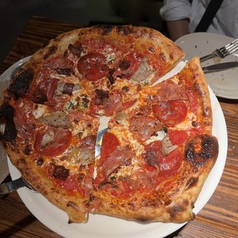 Pie Tap Pizza + Rotisserie + Bar - SALAMI Pie // calabrese salami, house fennel sausage, biellese pepperoni, bacon, calabrian chili oil, organic tomato sauce, fresh mozzarella - Pizza Near Me - Fort Worth, Texas