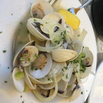 Moonstone Beach Bar & Grill - Steamers - Seafood Near Me - Cambria, California