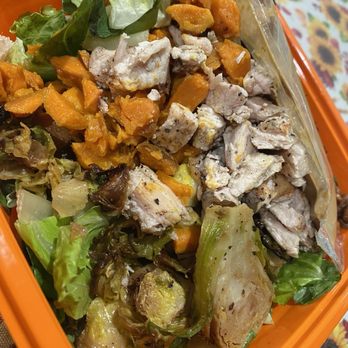 Salad and Go - Harvest salad with Chicken - Salad Near Me - Tucson, Arizona