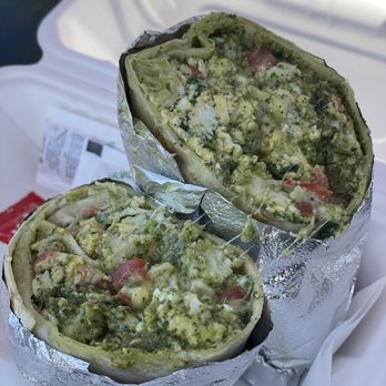 Gigi's Cafe - Chicken Pesto Burrito - Breakfast & Brunch Near Me - Burlingame, California