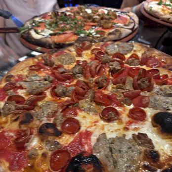 Sicilian Oven - Moreeee pizzzzasssssss - Italian Near Me - Delray Beach, Florida