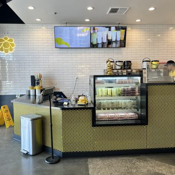 Sunright Tea Studio - San Bernardino - Interior - Bubble Tea Near Me - San Bernardino, California Sunright Tea Studio - San Bernardino - Interior - Bubble Tea Near Me - San Bernardino, California