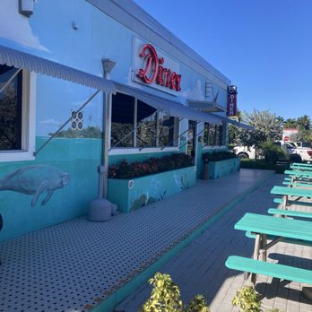 Lighthouse Diner - Hidden gem - American Near Me - Jupiter, Florida
