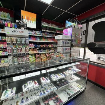 A - Z TOBACCO & VAPOR SHOP - Updated May 2026 - 22 Photos & 19 Reviews - 15  W Murdock Ave, Oshkosh, Wisconsin - Tobacco Shops - Phone Number